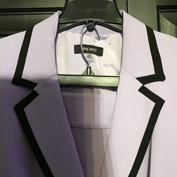 Women lined suit - Picture 2 of 3